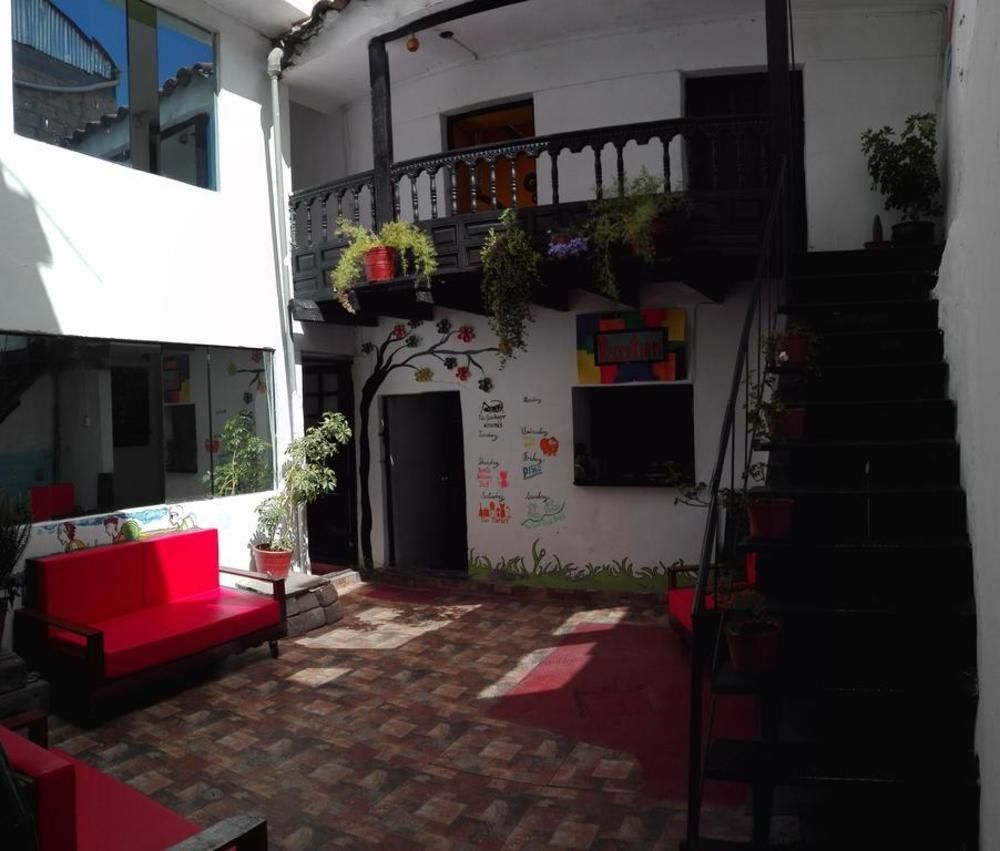 The Grasshopper Hostel Cuzco Buitenkant foto